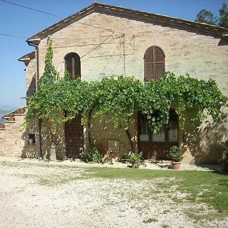 Le Grotte Nocleg ze śniadaniem *