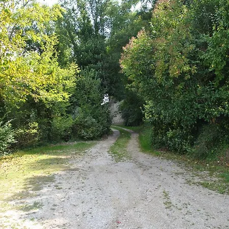 Le Grotte * Montedinove